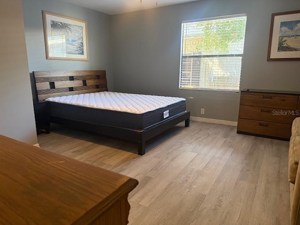YACHTHAVEN ESTATES 1ST ADD - Residential Lease