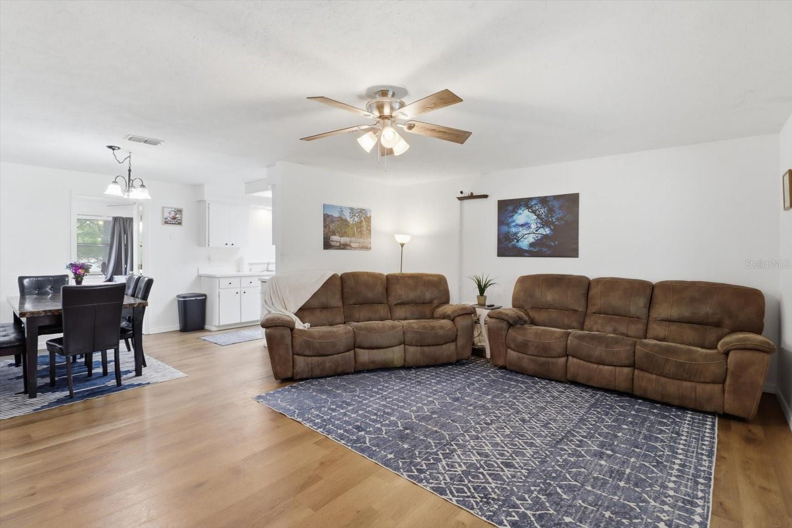BEVERLY HILLS UNIT 08 PH 02 - Residential