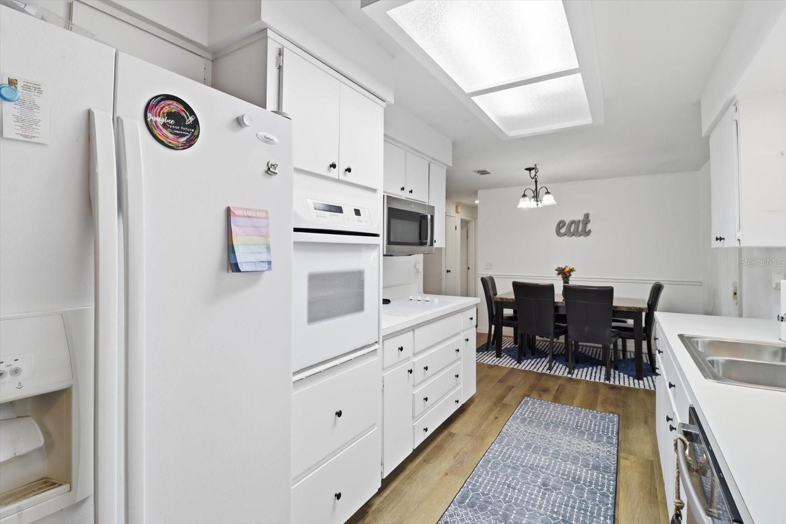 BEVERLY HILLS UNIT 08 PH 02 - Residential