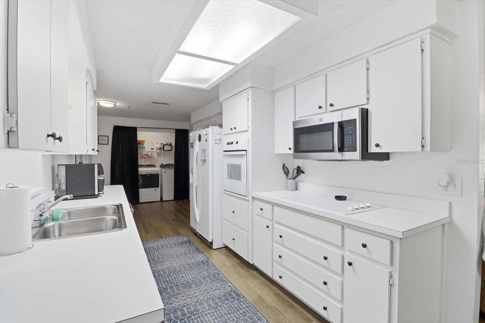 BEVERLY HILLS UNIT 08 PH 02 - Residential