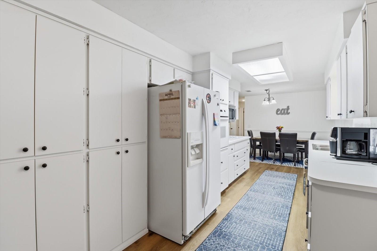 BEVERLY HILLS UNIT 08 PH 02 - Residential