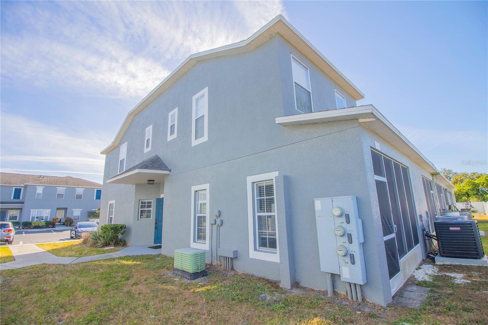 KINGS LAKE TWNHMS - Residential Lease