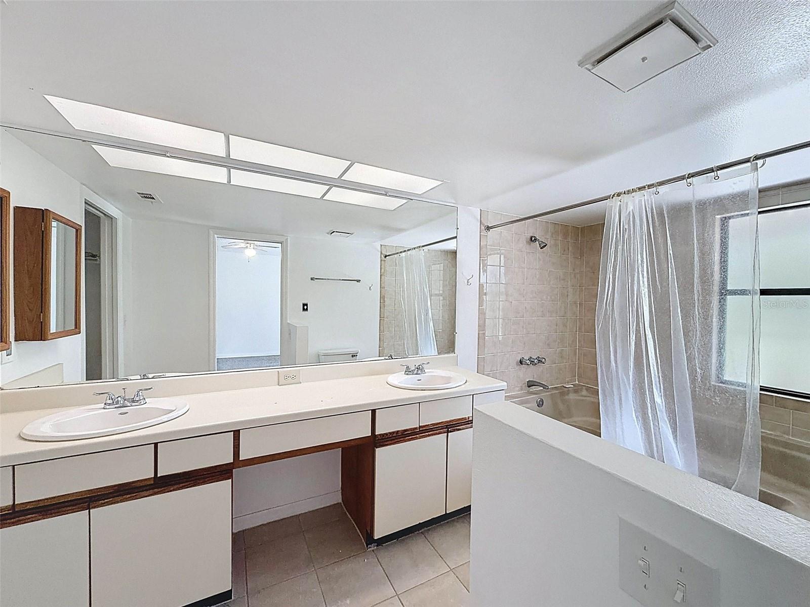 GULF FRONT LAGOON CONDO - Residential