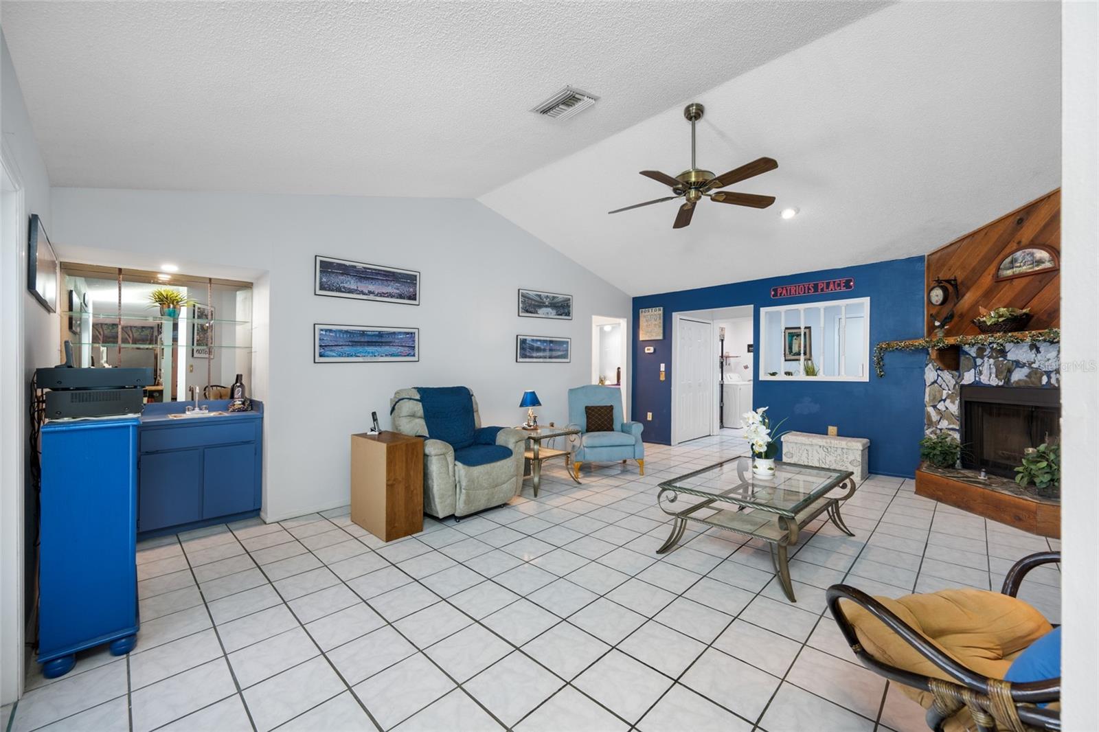 EAGLE CHASE - Residential