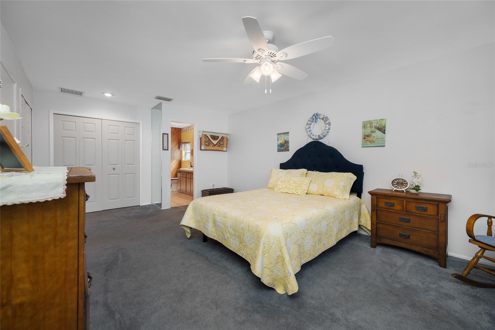 EAGLE CHASE - Residential