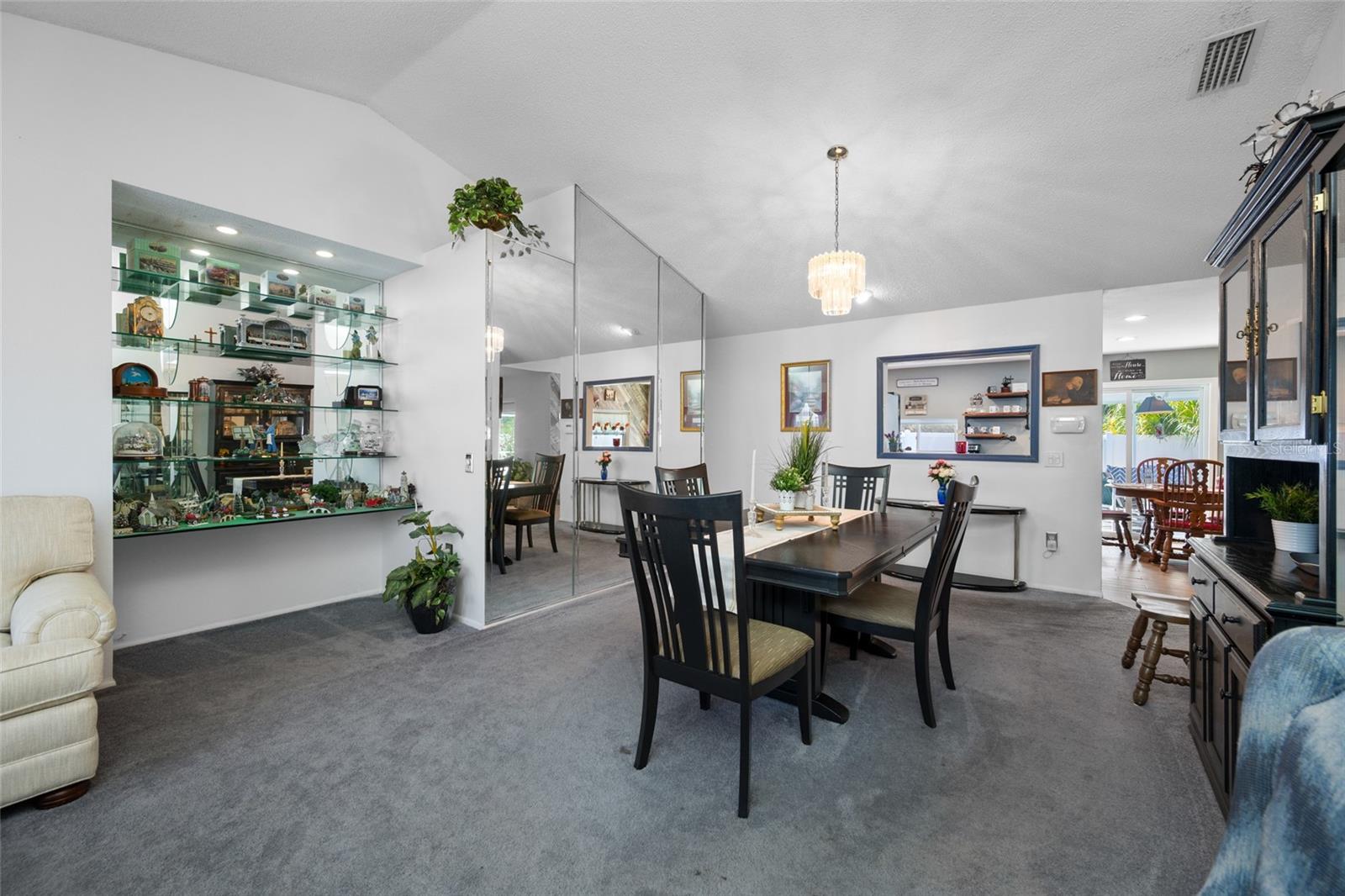 EAGLE CHASE - Residential