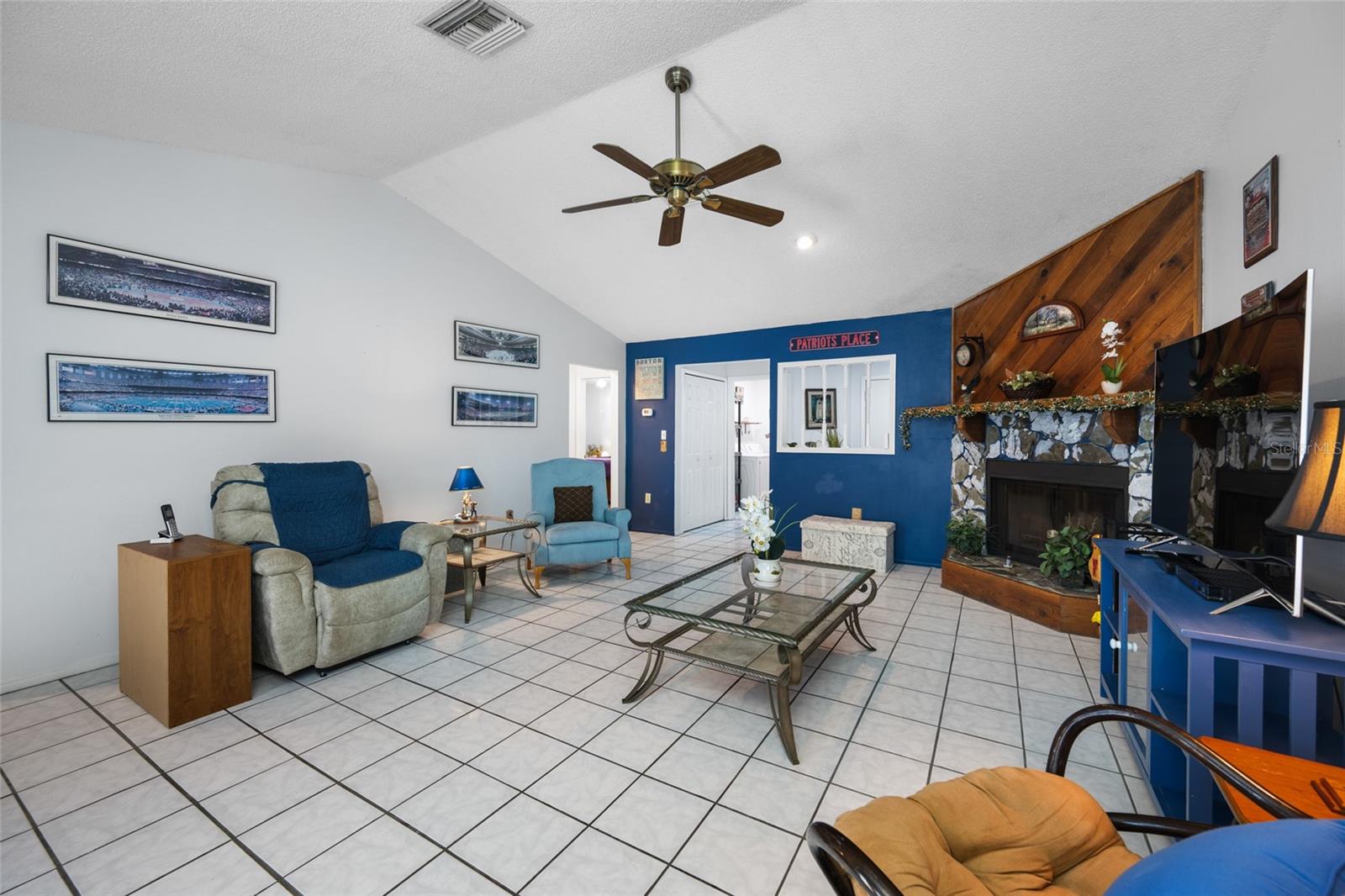 EAGLE CHASE - Residential