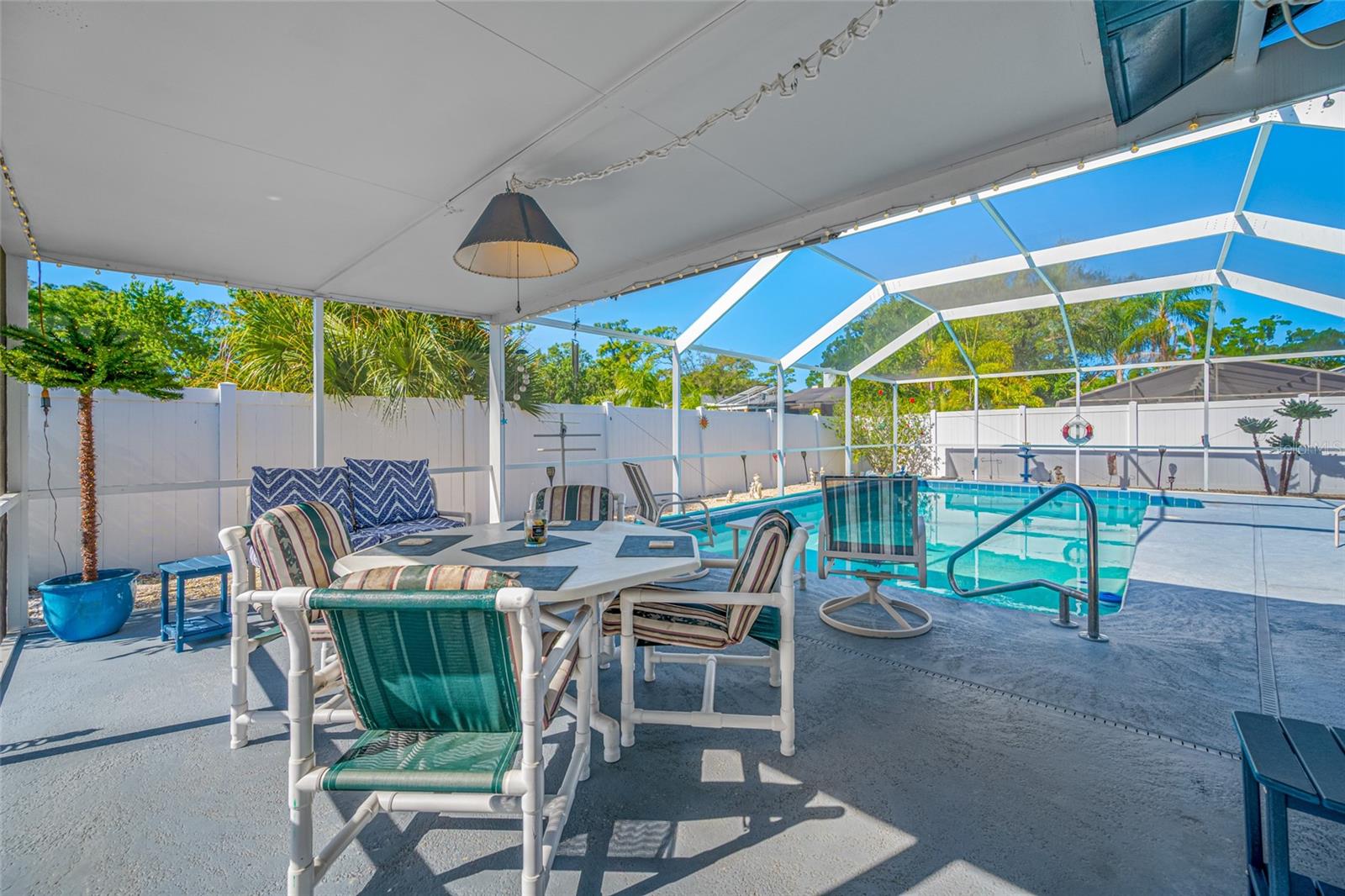 EAGLE CHASE - Residential