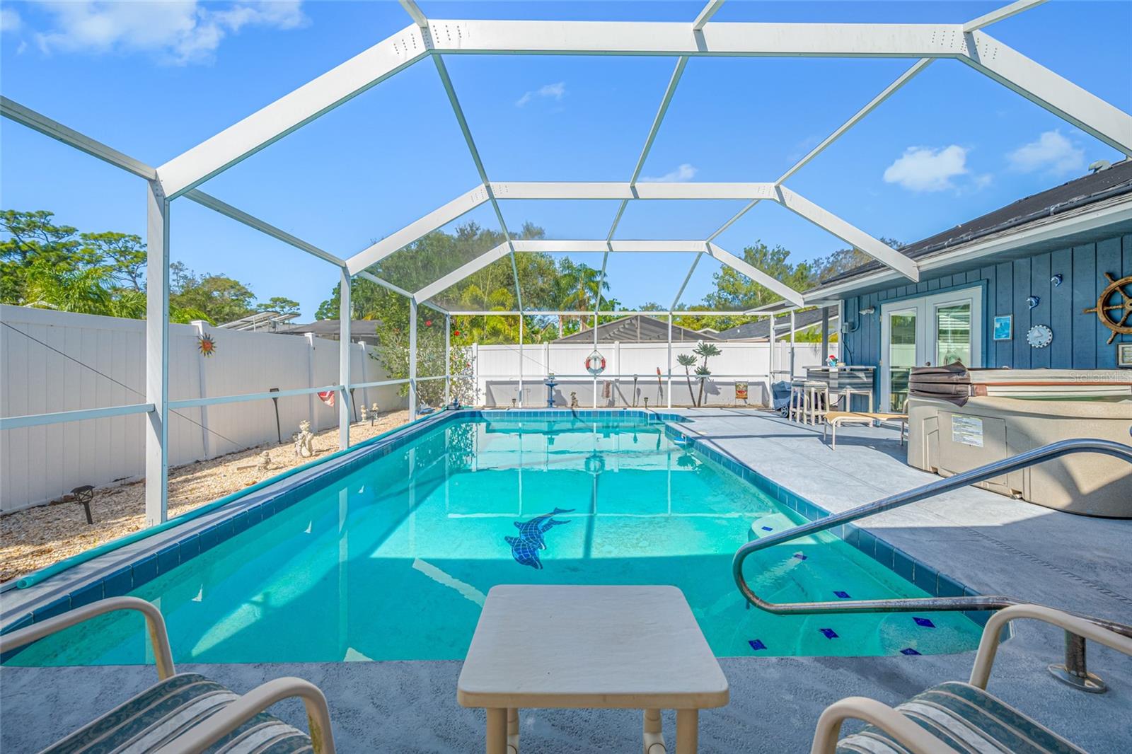 EAGLE CHASE - Residential