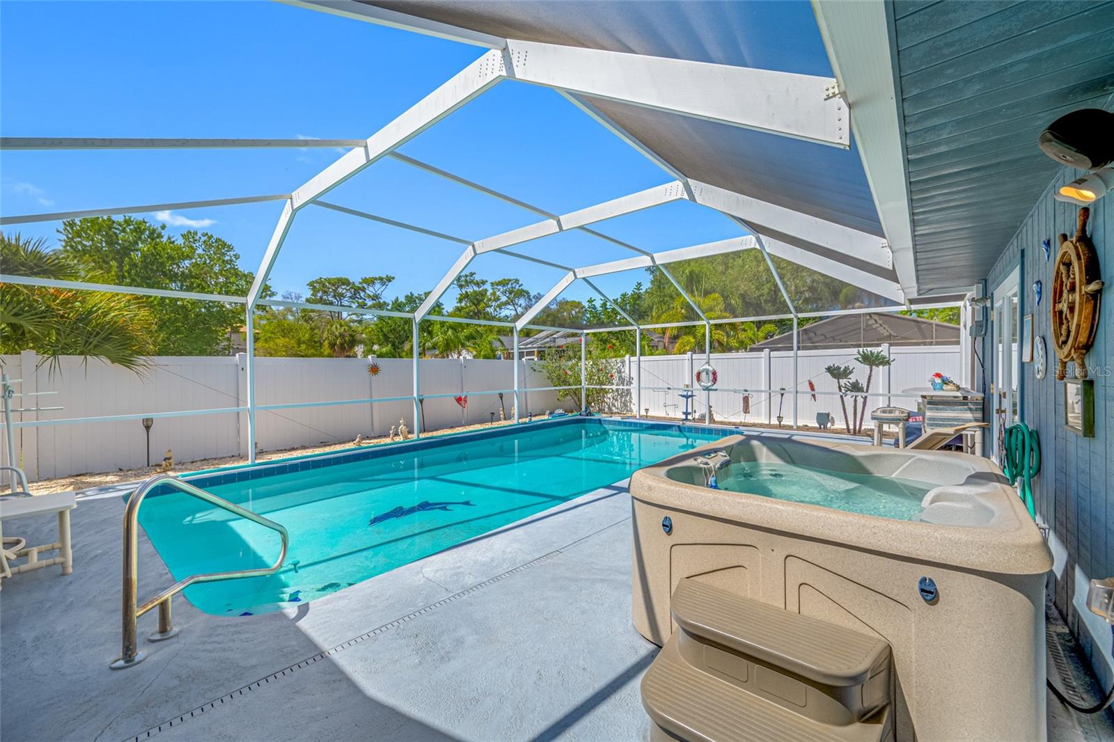 EAGLE CHASE - Residential