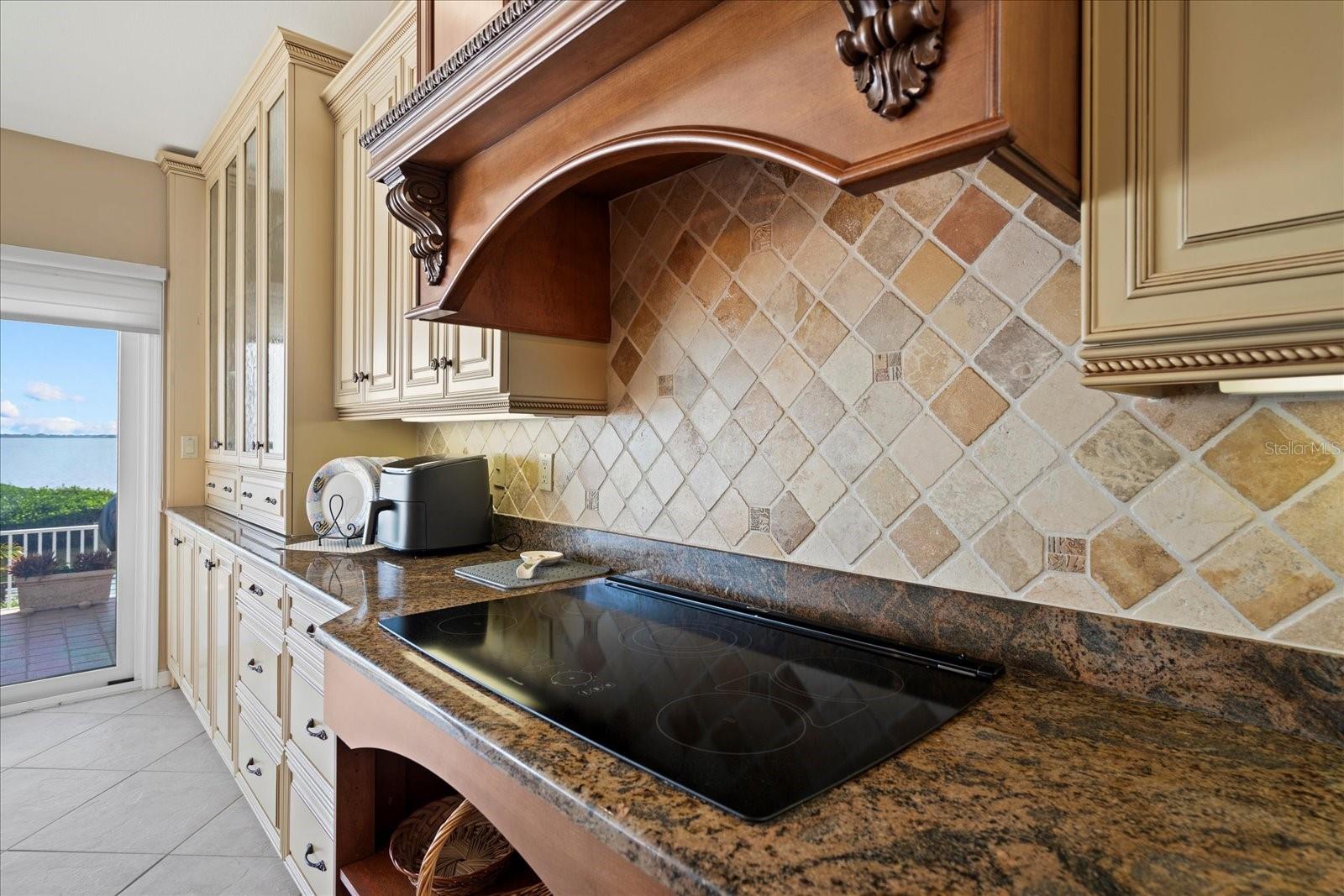 HARBOUR COURT - Residential Lease