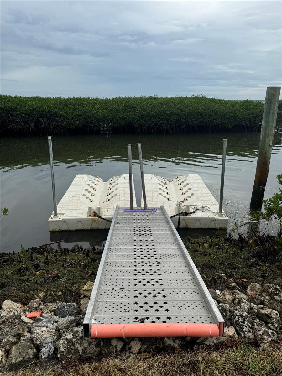 HARBOUR COURT - Residential Lease