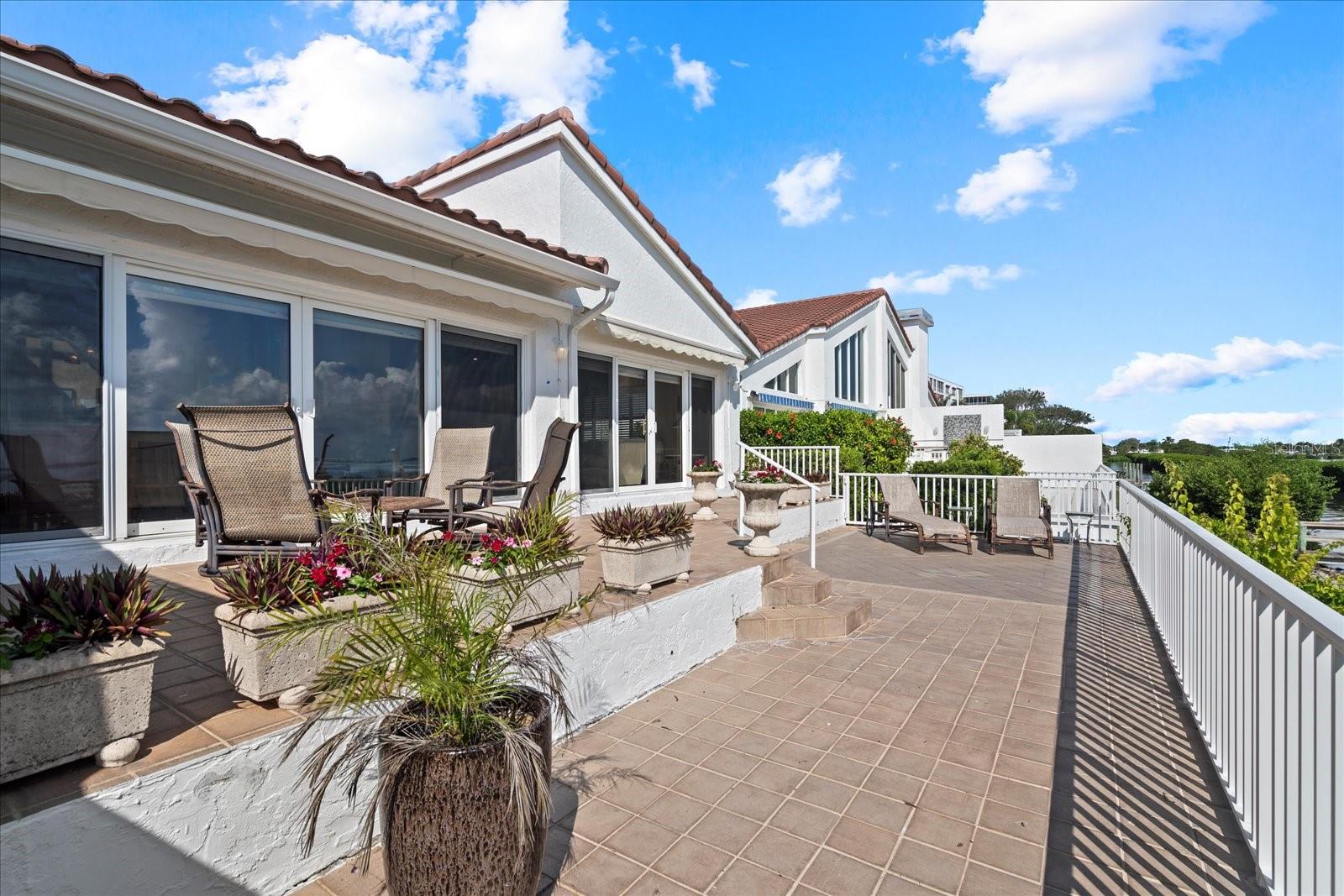 HARBOUR COURT - Residential Lease