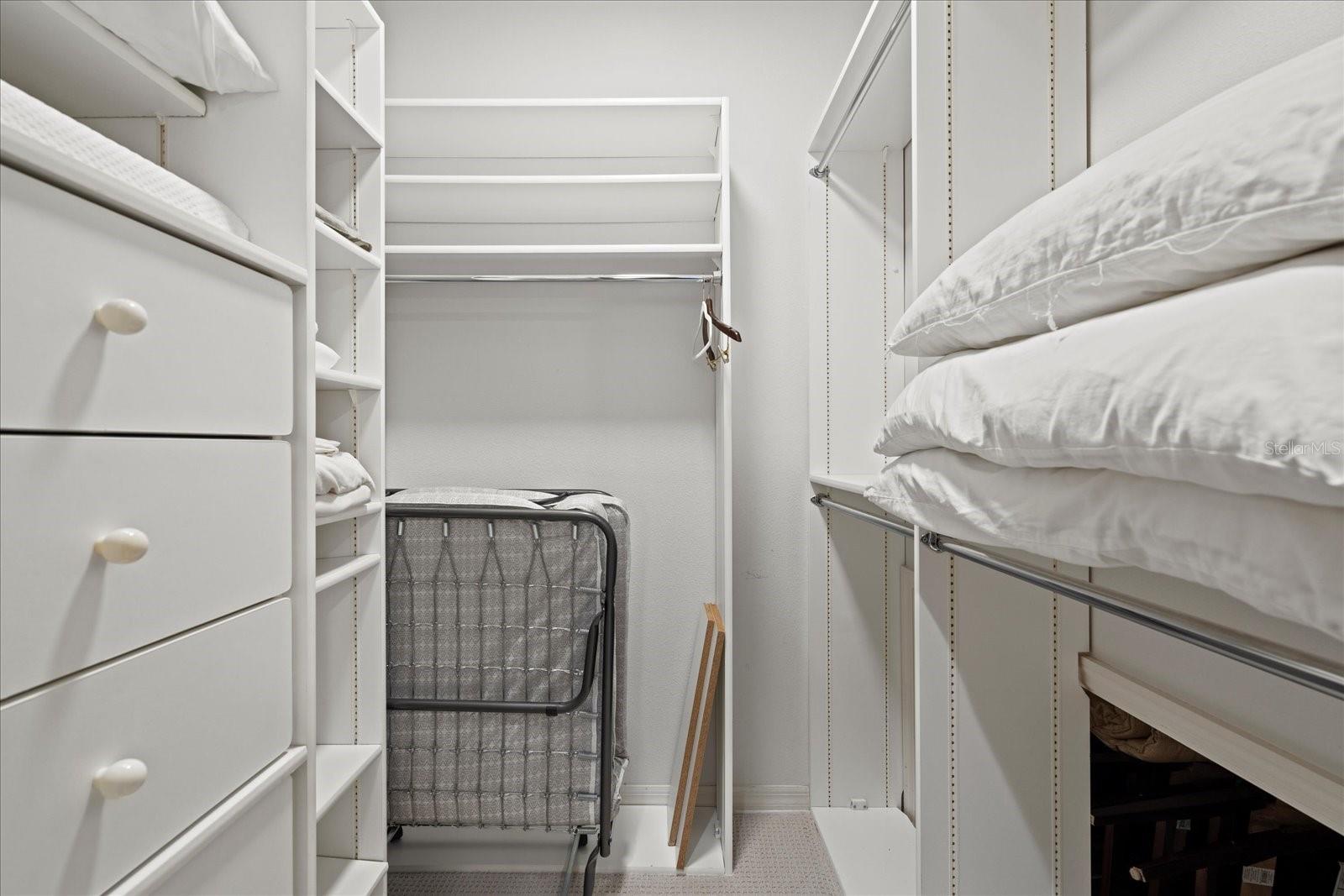 HARBOUR COURT - Residential Lease