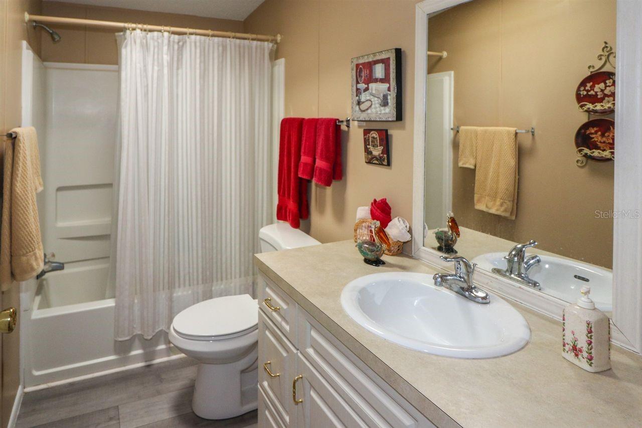 LAKEWOOD VILLAGE - Residential