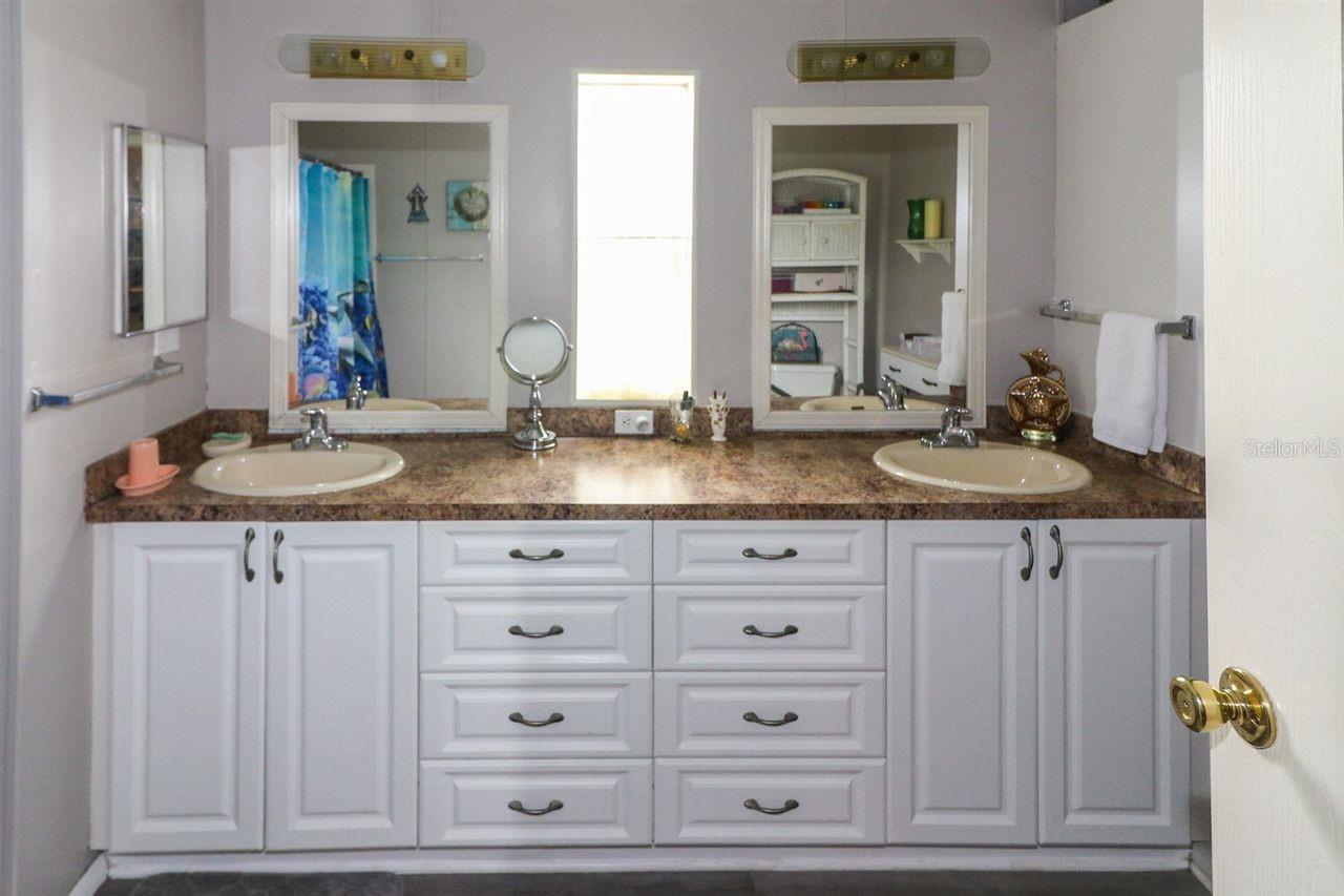 LAKEWOOD VILLAGE - Residential