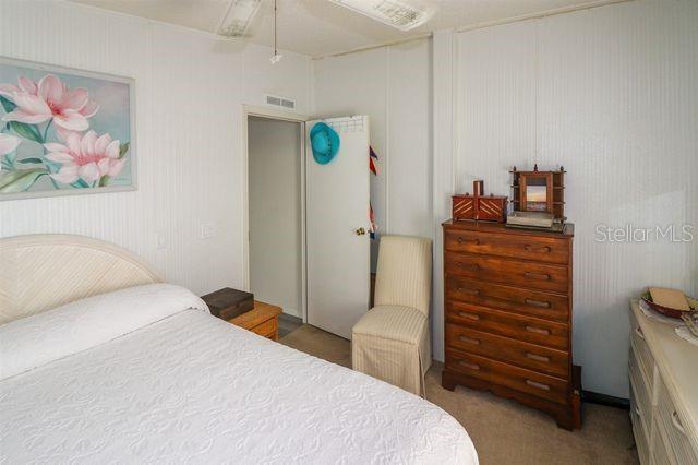 LAKEWOOD VILLAGE - Residential