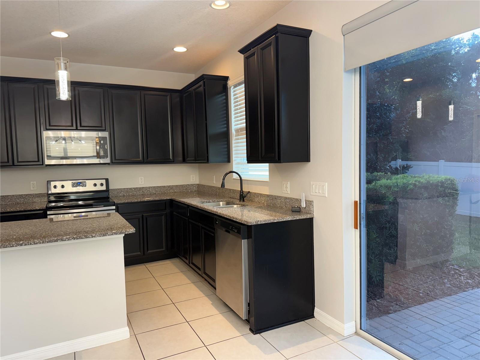 AMBERGATE - Residential Lease