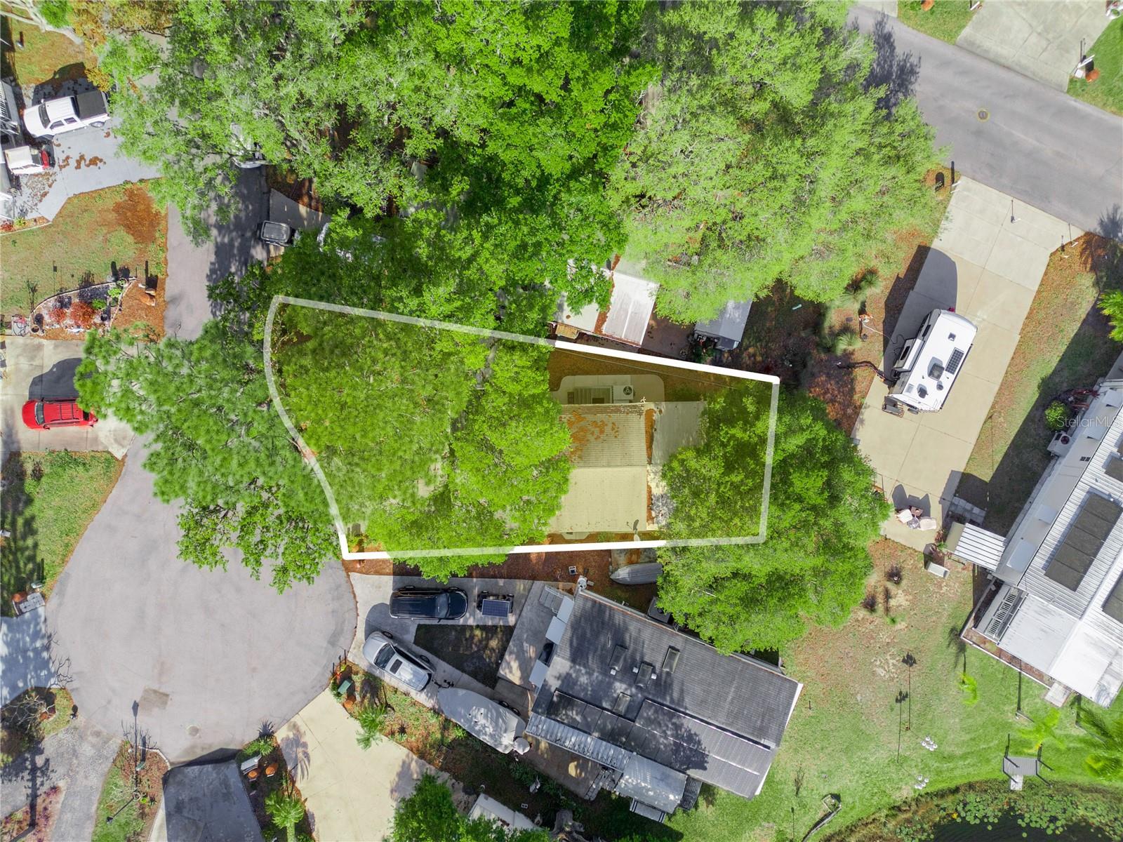 SADDLEBAG LAKE - Residential