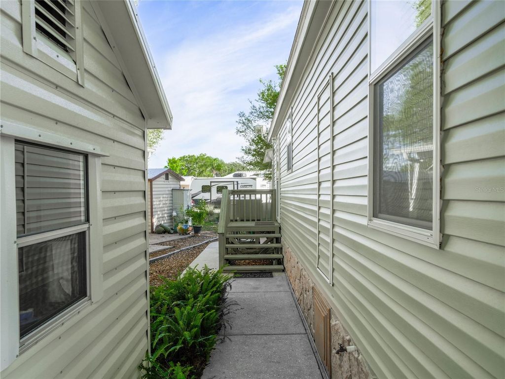 Photo of 8 Night Owl Circle, Lake Wales, FL 33898 (MLS # K4903118)