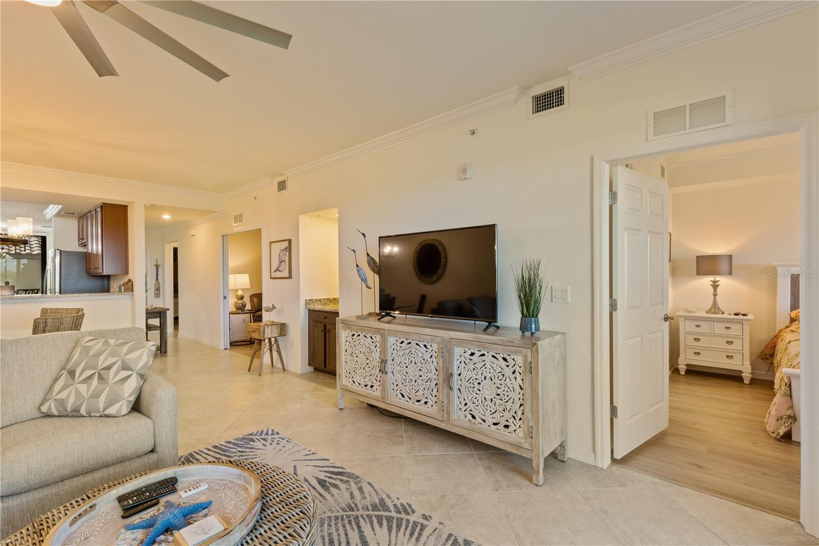 VERANDA I AT LAKEWOOD NATIONAL PH 5 - Residential Lease