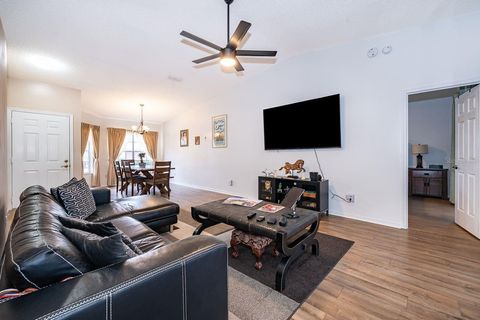 Tiny photo for 25741 Belle Helene, Leesburg, FL 34748 (MLS # S5144825)