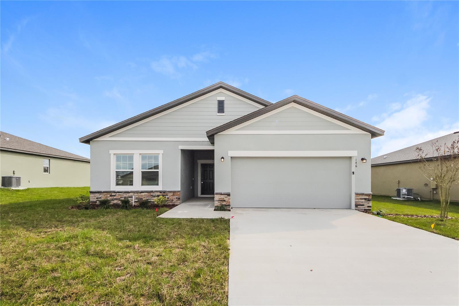 HIDDEN LAKE ESTATES - Residential Lease