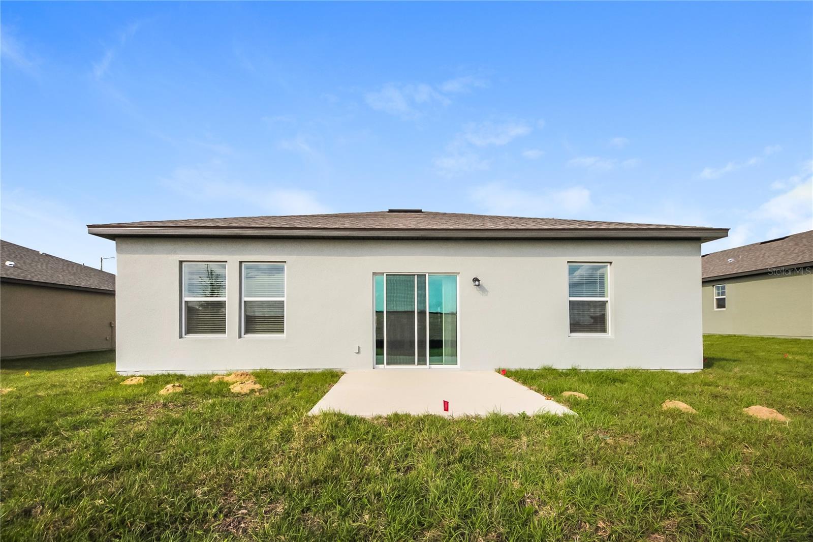 HIDDEN LAKE ESTATES - Residential Lease