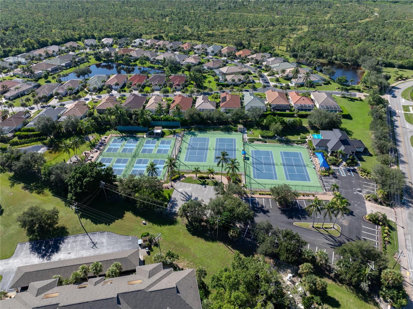 MARLIN RUN CONDO - Residential