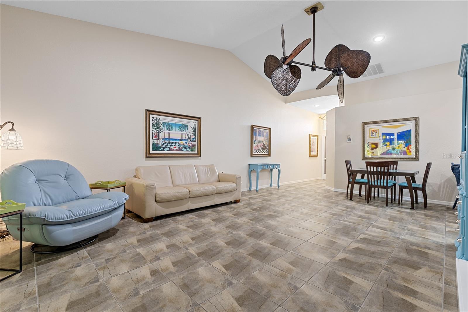 MARLIN RUN CONDO - Residential