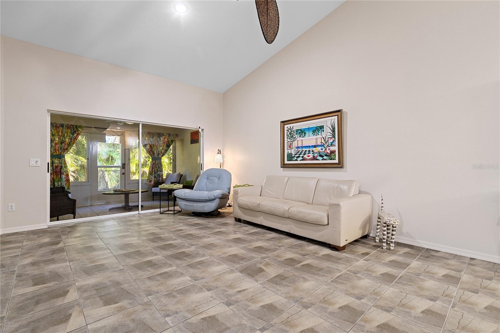 MARLIN RUN CONDO - Residential