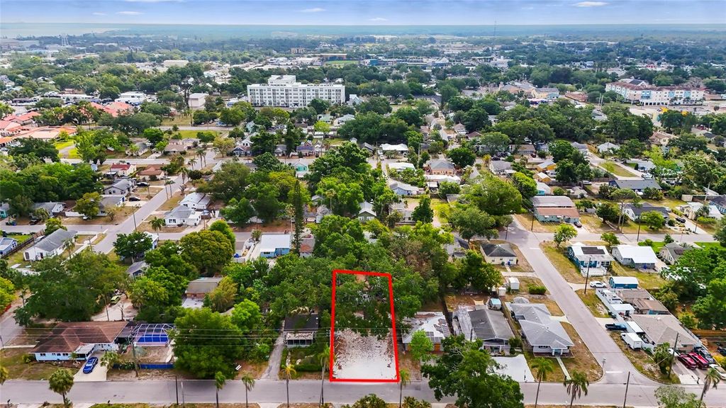 Photo of 1419 18th Street W #W, Bradenton, FL 34205 (MLS # A4691851)