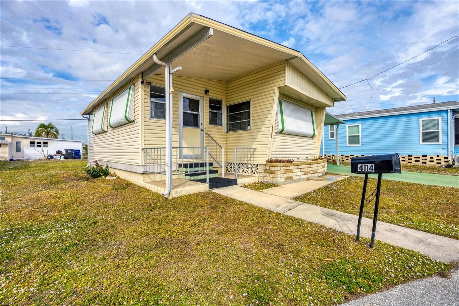 TIDEVUE/DE SOTO COMMUNITY UNIT ONE - Residential