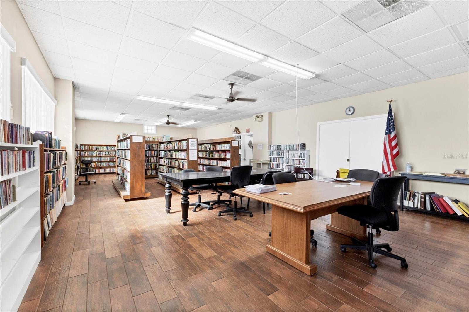 TIDEVUE/DE SOTO COMMUNITY UNIT ONE - Residential