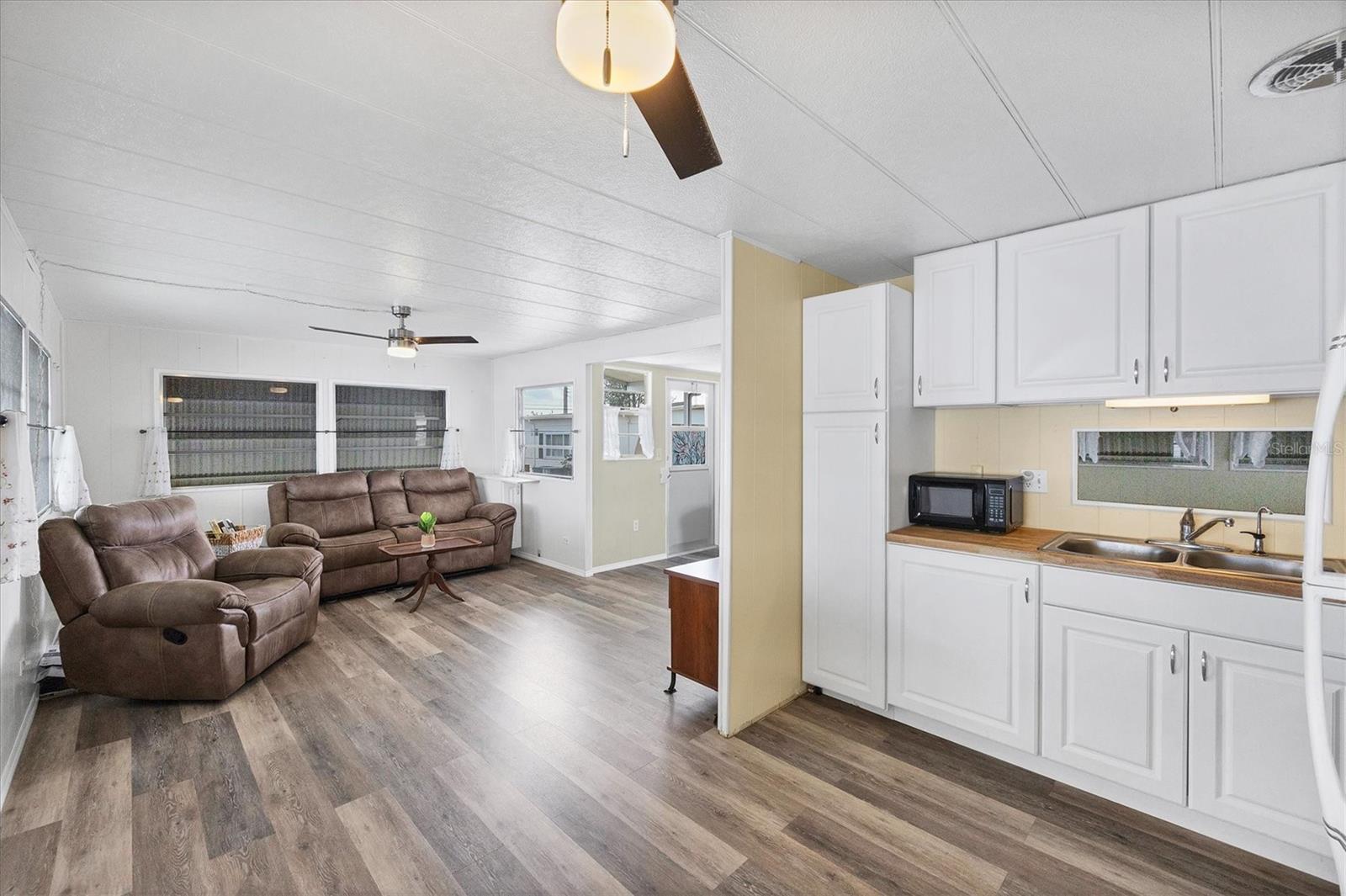 TIDEVUE/DE SOTO COMMUNITY UNIT ONE - Residential