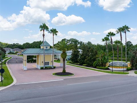 A home in WINTER HAVEN