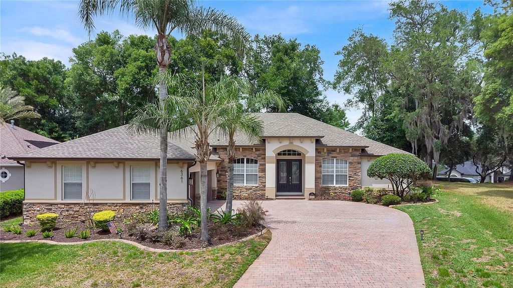 Photo of 6361 Bordeaux Circle, Sanford, FL 32771 (MLS # S5148929)
