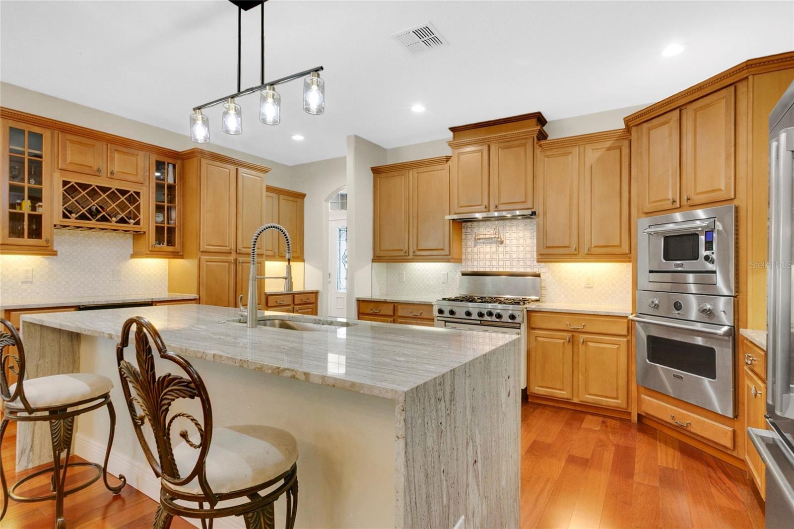 BUCKINGHAM ESTATES PH 2 - Residential
