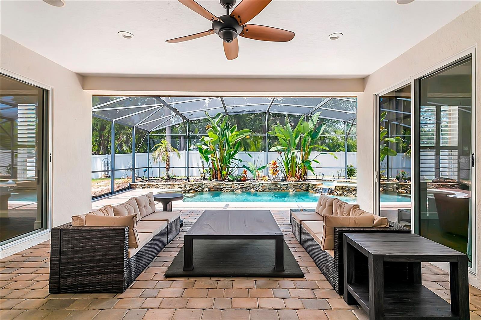 BUCKINGHAM ESTATES PH 2 - Residential