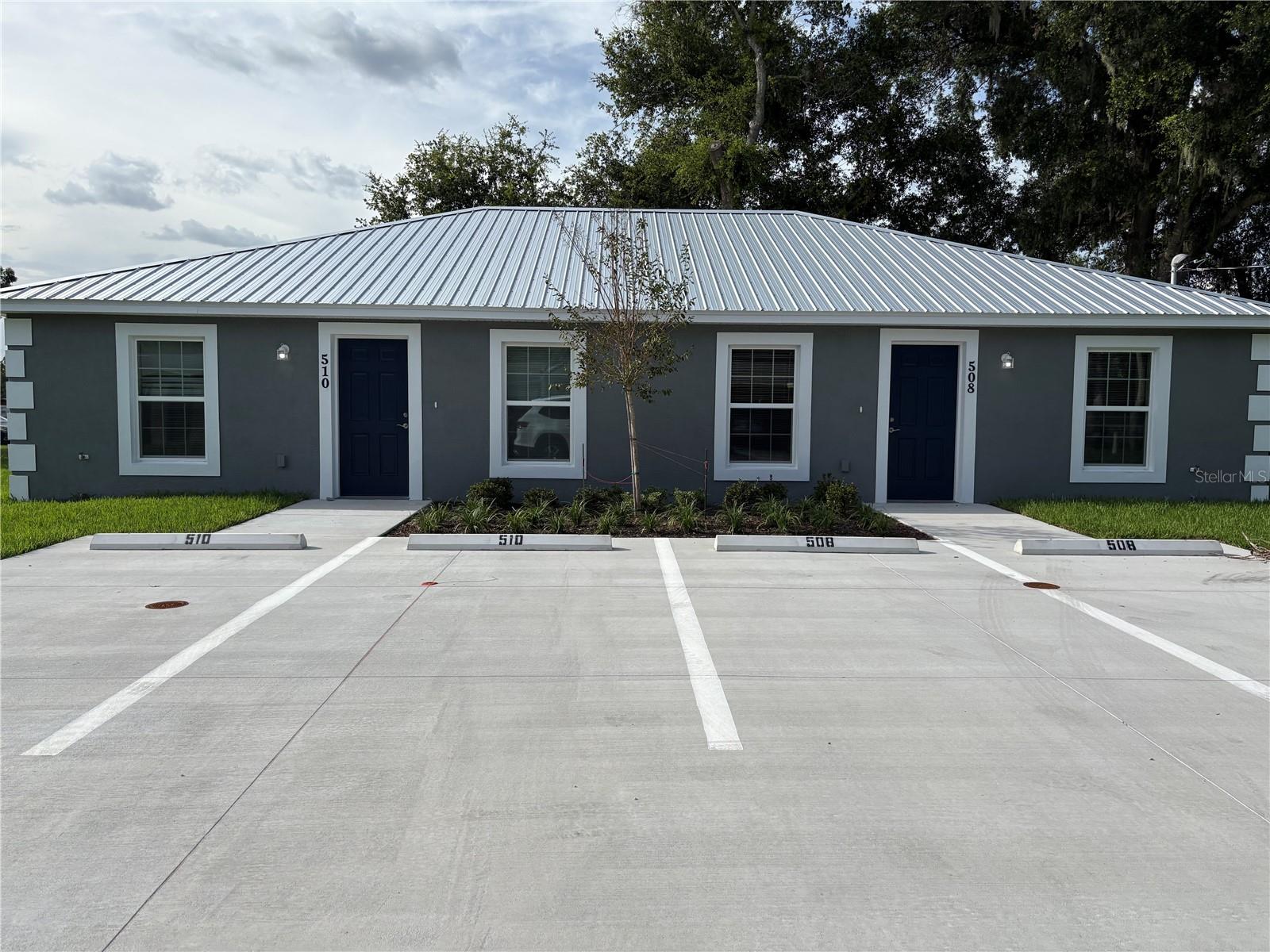 Brand New Duplex Constructed in 2025. Whether you are looking for a place to call home or an income producing property....look no further!
This Duplex contains two separate units, each containing 2 Bedrooms and 2 Bathrooms comfortably filling 895 Square Feet of Heated Space, for a combined, spacious 1790 Square Feet. Luxury Vinyl Flooring has been placed throughout both units, along with beautiful Granite Counter Tops and Shaker Cabinets. The only thing this property is missing is YOU!!! Don't miss out on an opportunity to participate in a potentially great business investment!!