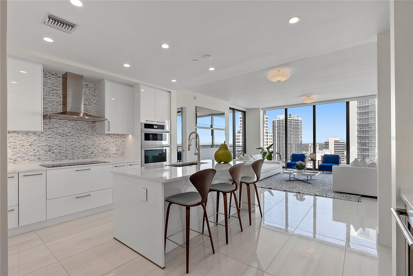301 1ST STREET S 2104
