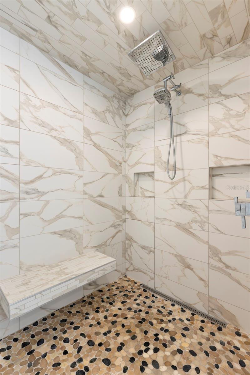 BAYWAY ISLES UNIT 1 - Residential