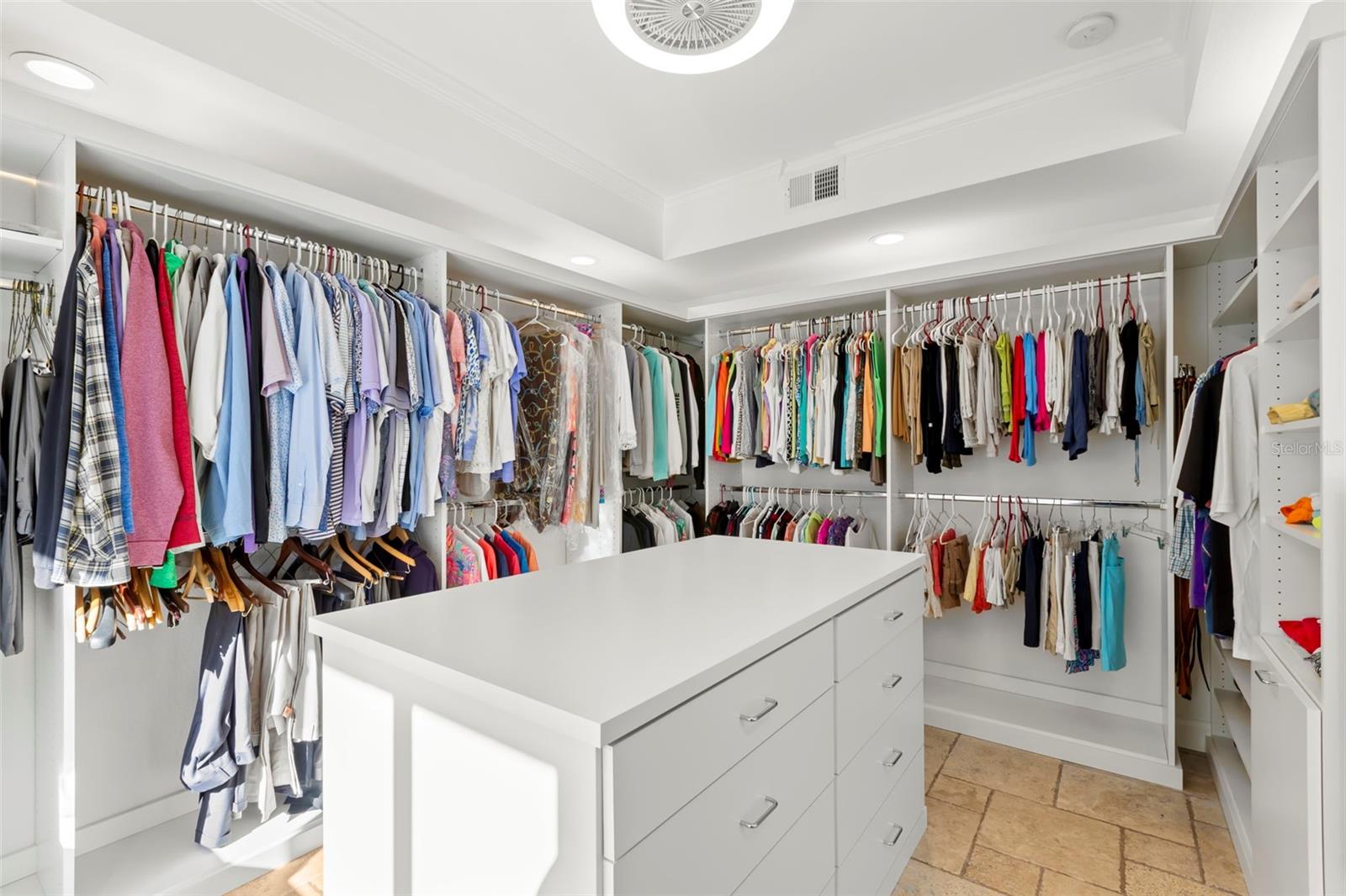 BAYWAY ISLES UNIT 1 - Residential