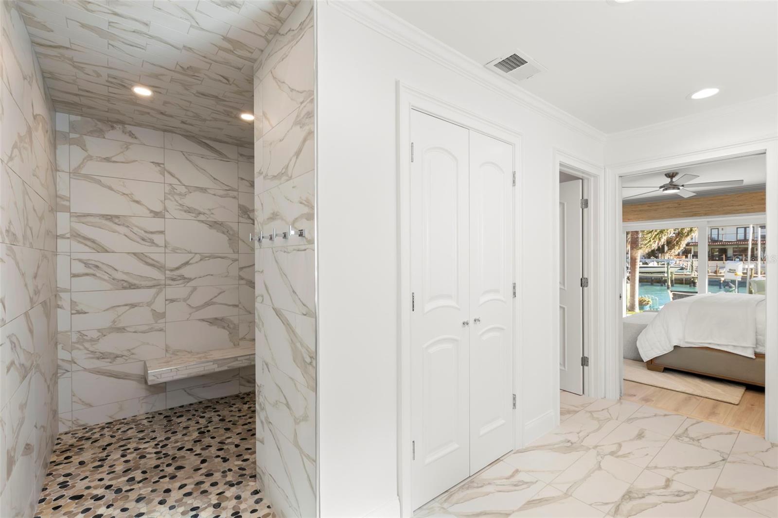 BAYWAY ISLES UNIT 1 - Residential