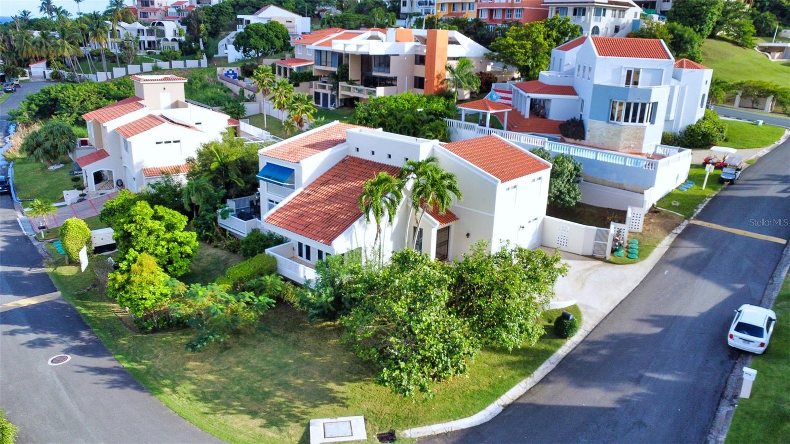 37 SURFSIDE