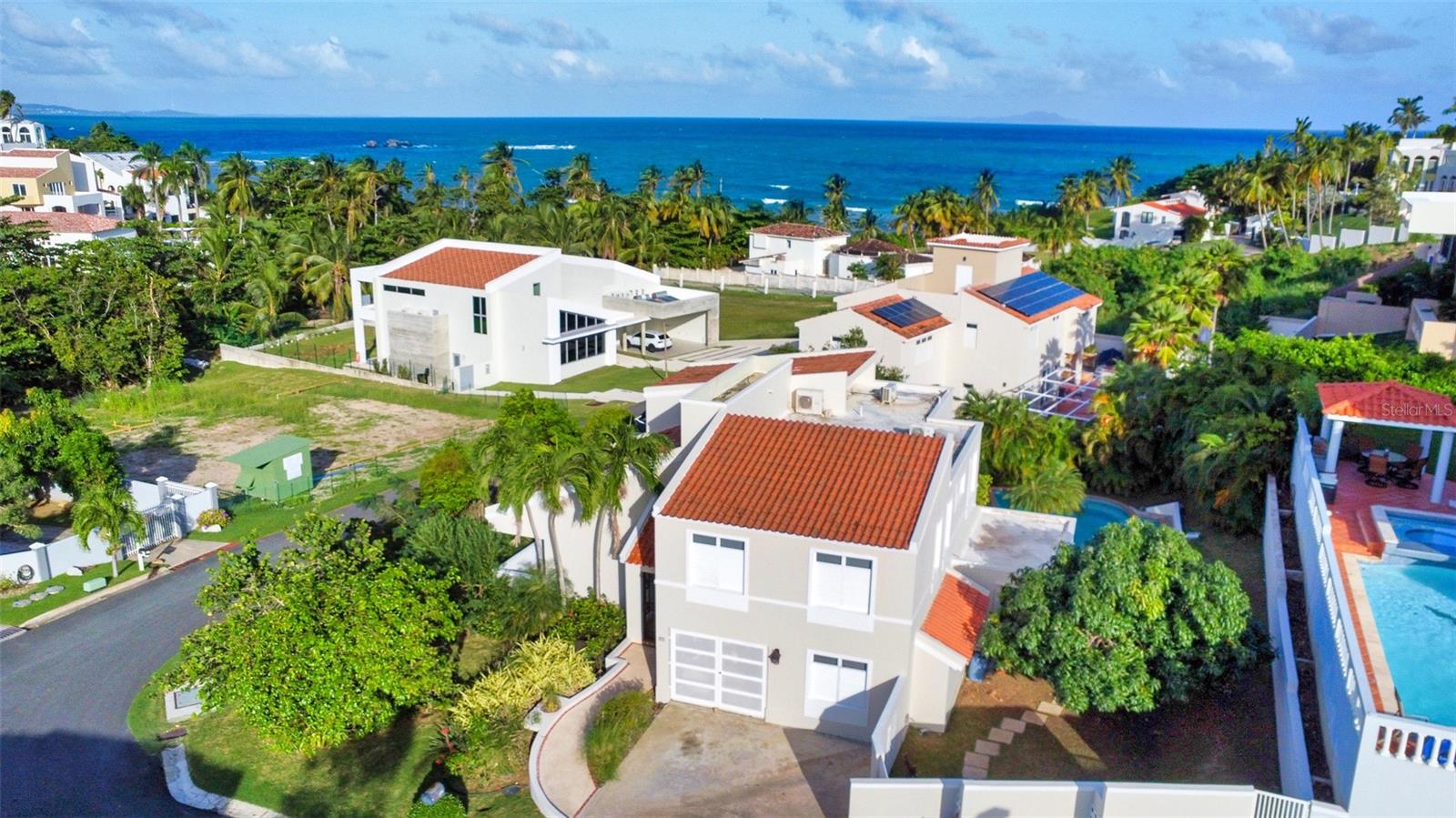 37 SURFSIDE
