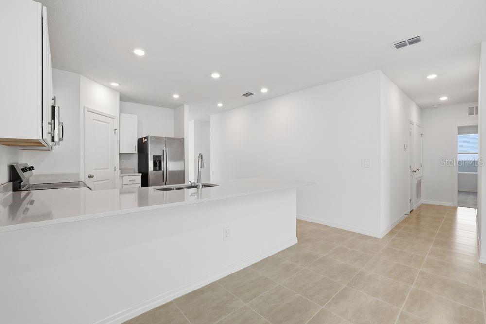 13502 TROPICAL BREEZE WAY