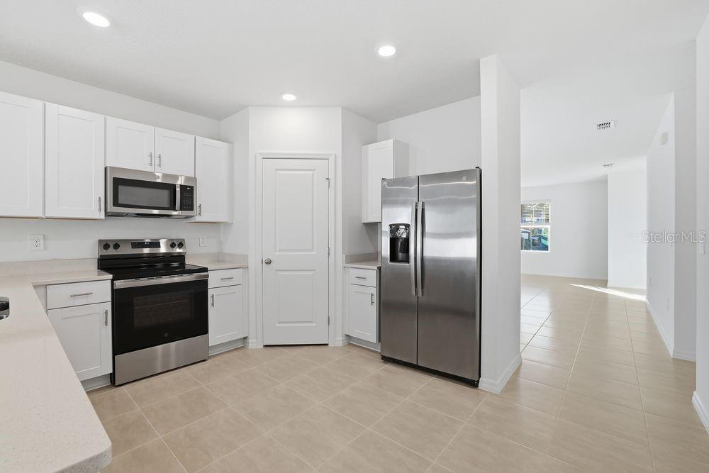 13502 TROPICAL BREEZE WAY