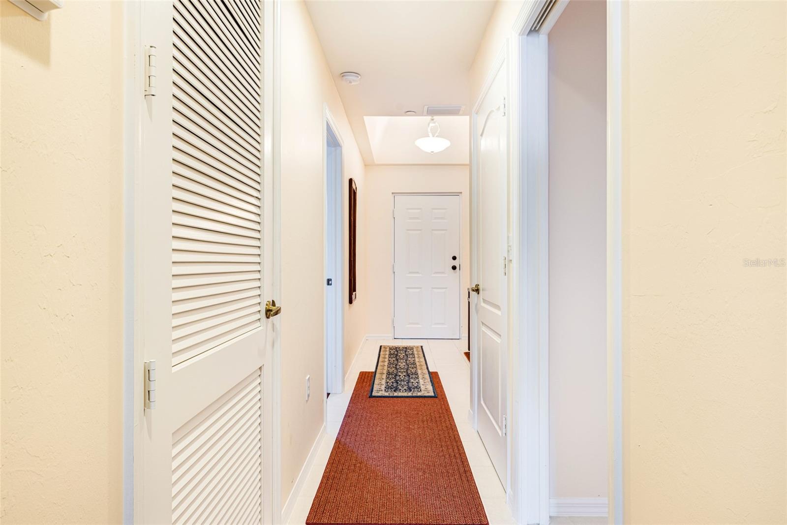 HARBOR PLACE VISTAS CONDO - Residential