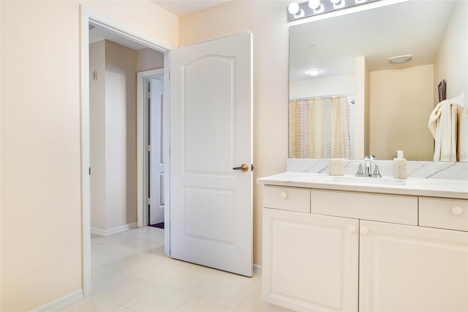 HARBOR PLACE VISTAS CONDO - Residential